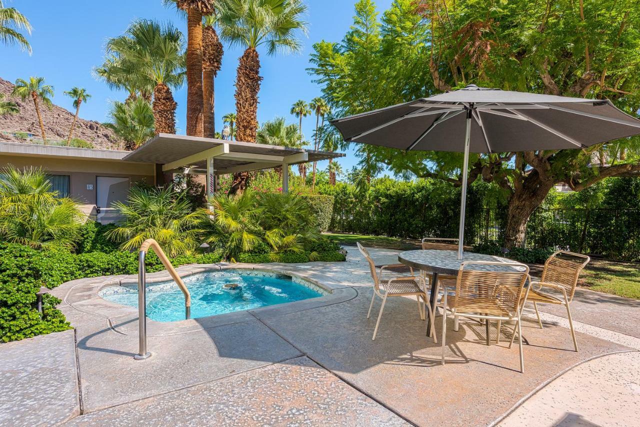 Desert Hills- 21 And Over (Adults Only) Palm Springs Exterior photo