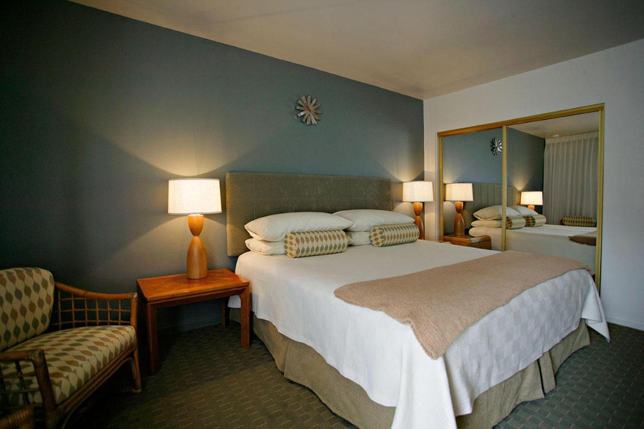Desert Hills- 21 And Over (Adults Only) Palm Springs Exterior photo